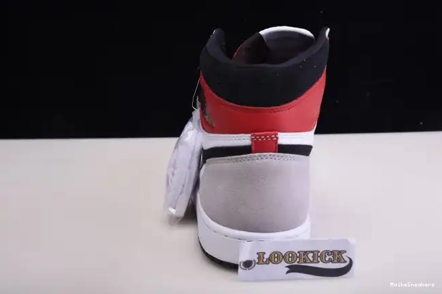 MaikeSneakers Grey Air Jordan 1 OG High Smoke Light 555088-126 0429